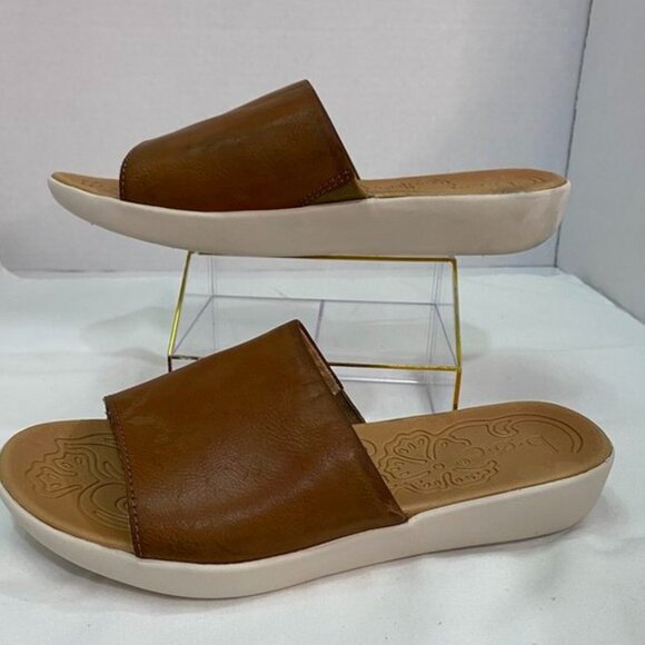 b.ø.c. by Born Tan Brown Slide Sandals Comfort Footbed Women’s 7M - Picture 5 of 10